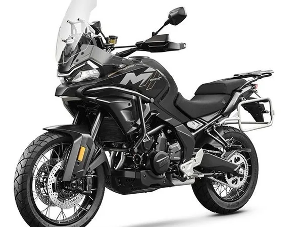 CFMOTO 700MT