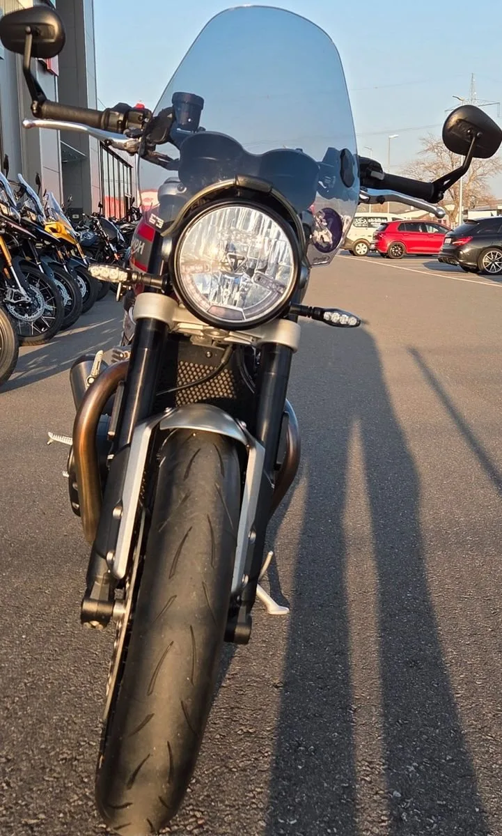 Triumph Speed Twin 1200