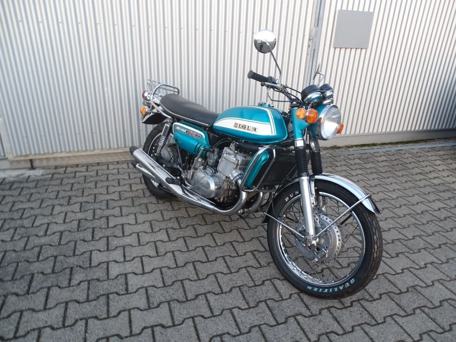 Suzuki GT 750