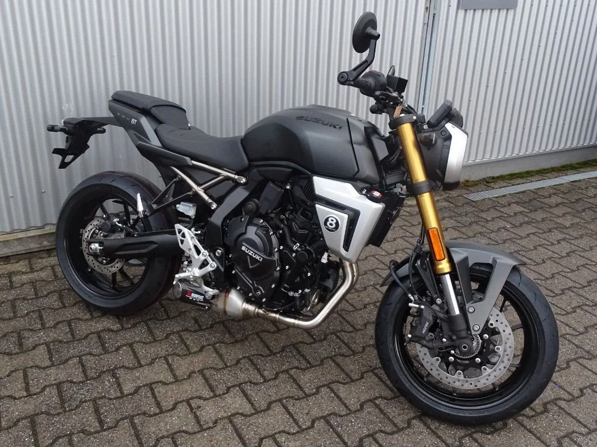 Suzuki GSX-8T