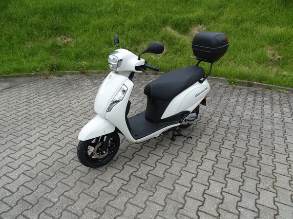 Suzuki Address 125