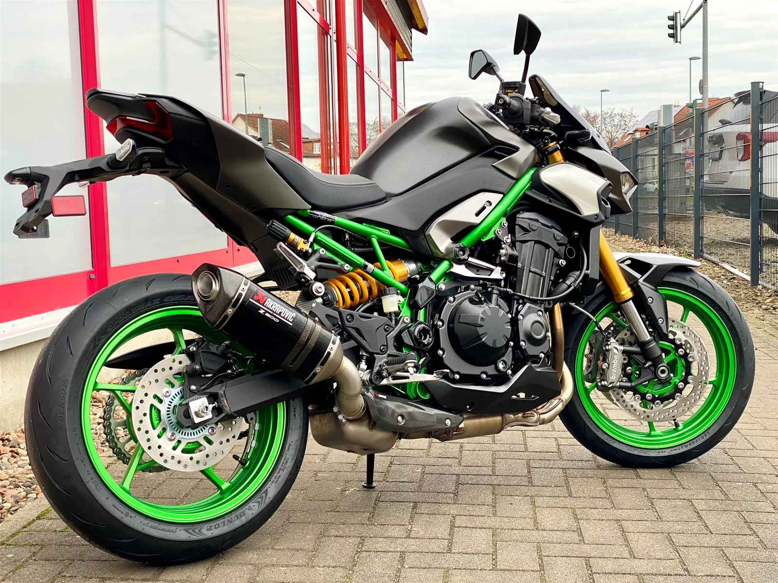 Kawasaki Z900 SE mit Performance Kit, Mod. 2026, sofort verfügbar!!