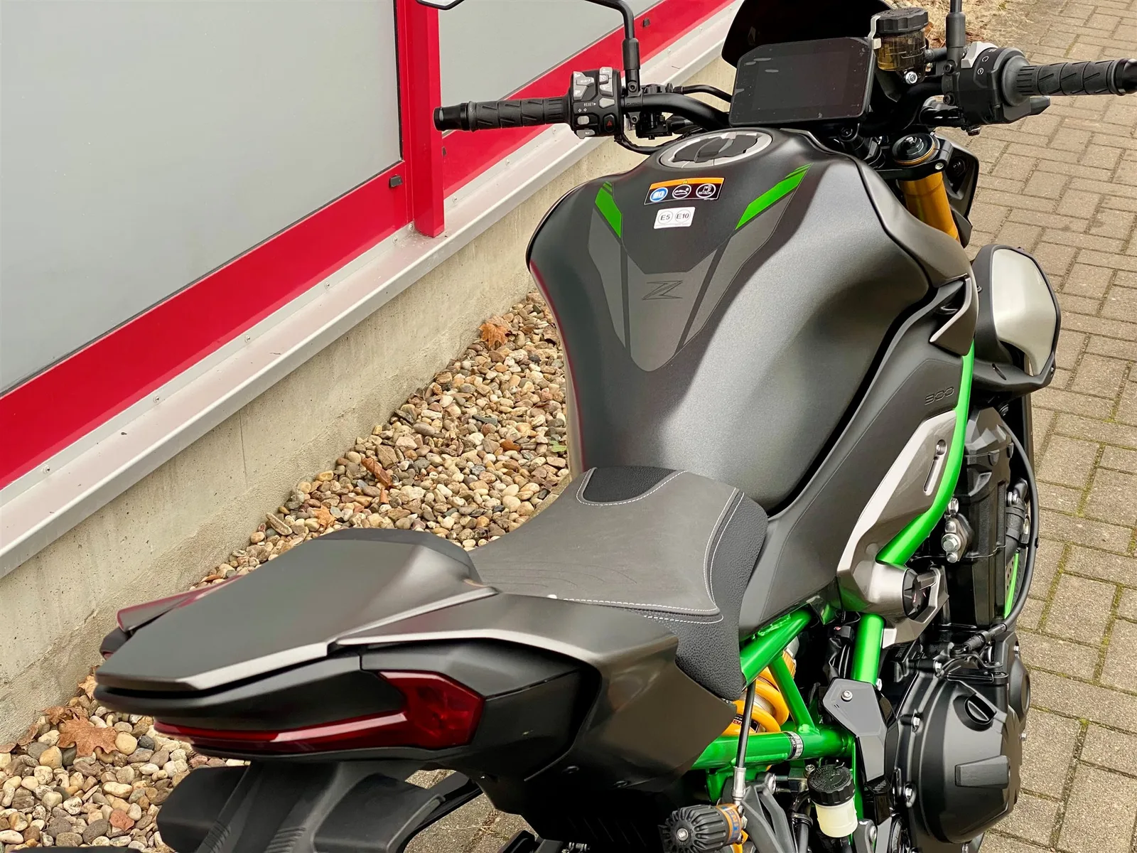 Kawasaki Z900 SE mit Performance Kit, Mod. 2026, sofort verfügbar!!