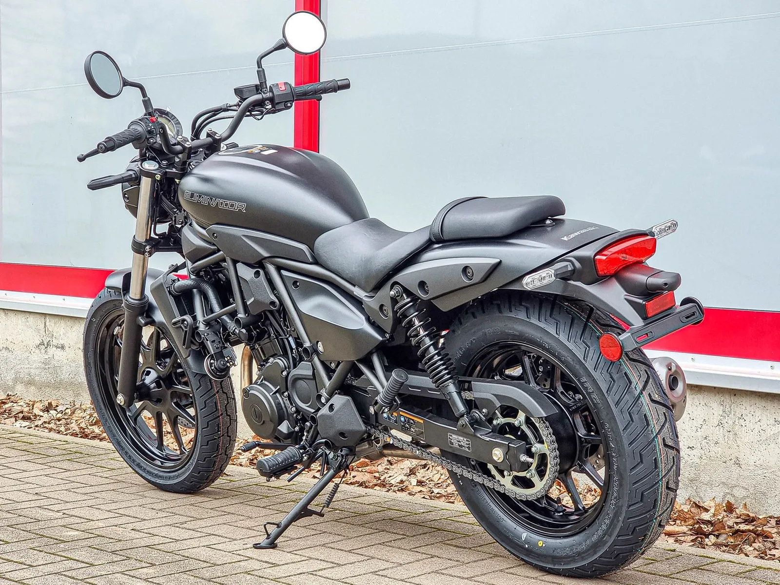 Kawasaki Eliminator 500 Neu, Mod. 2025