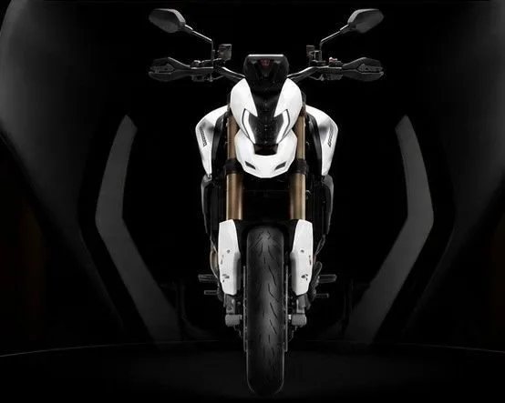 Ducati Hypermotard V2