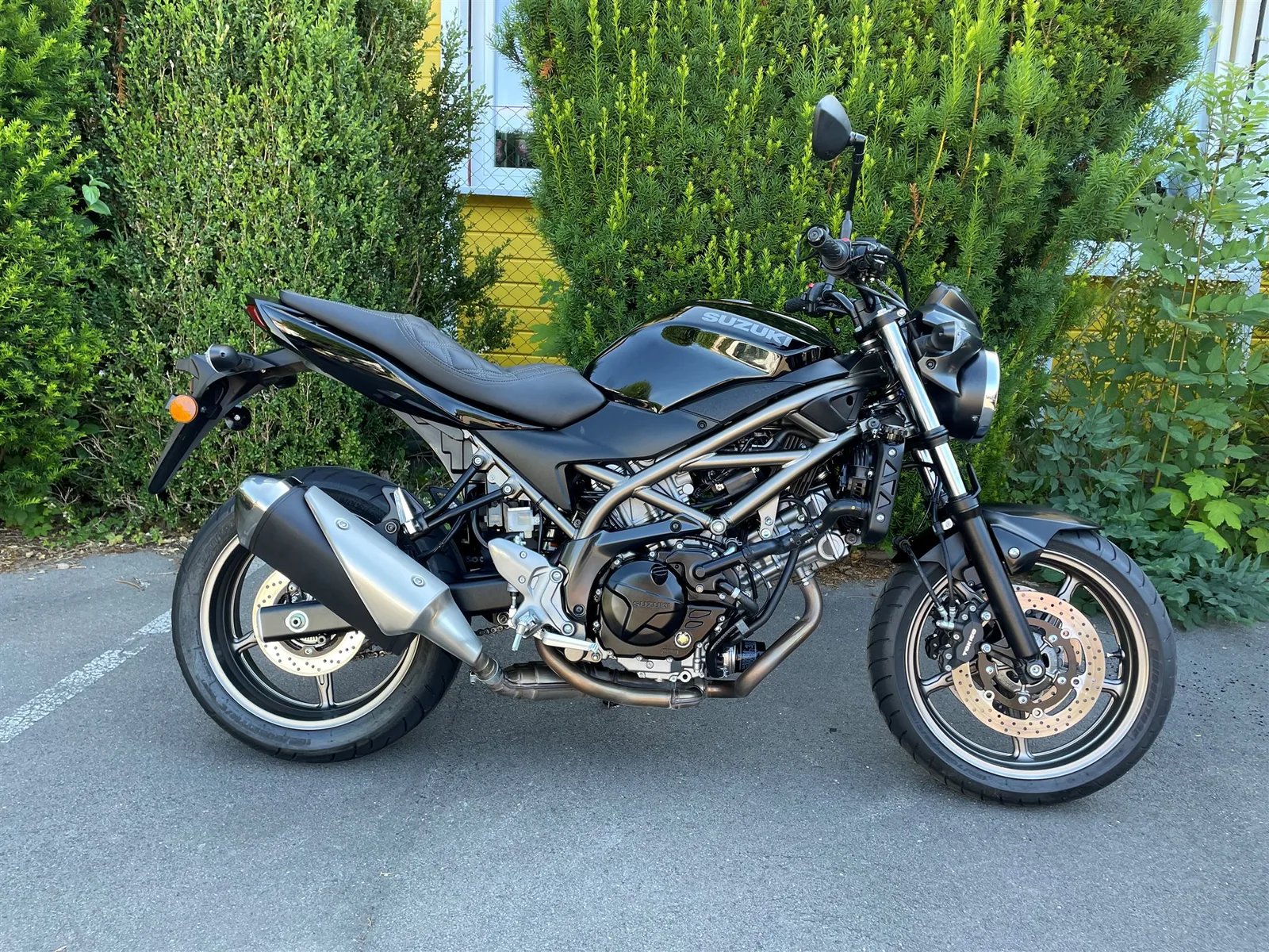 Suzuki SV650