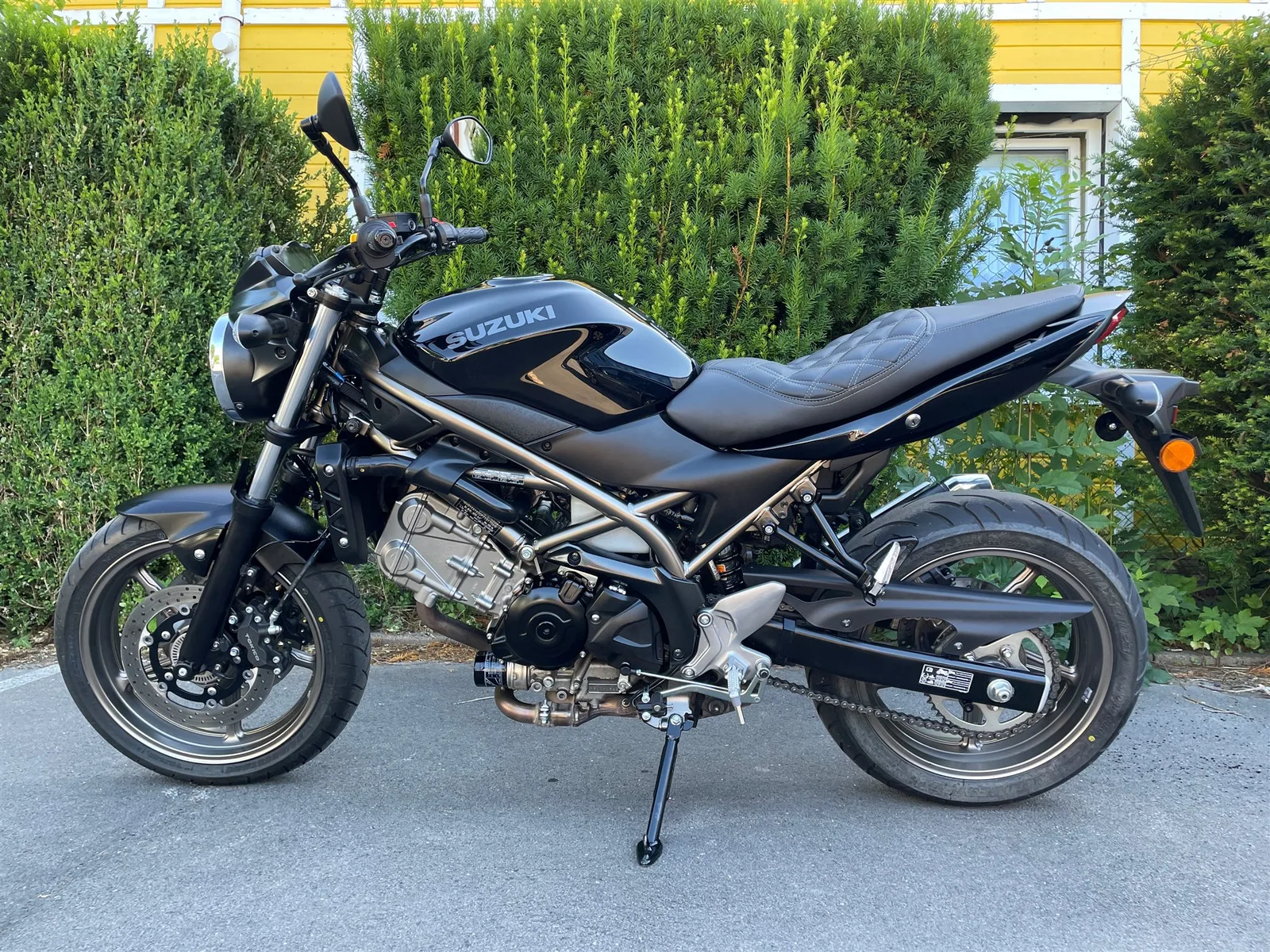 Suzuki SV650