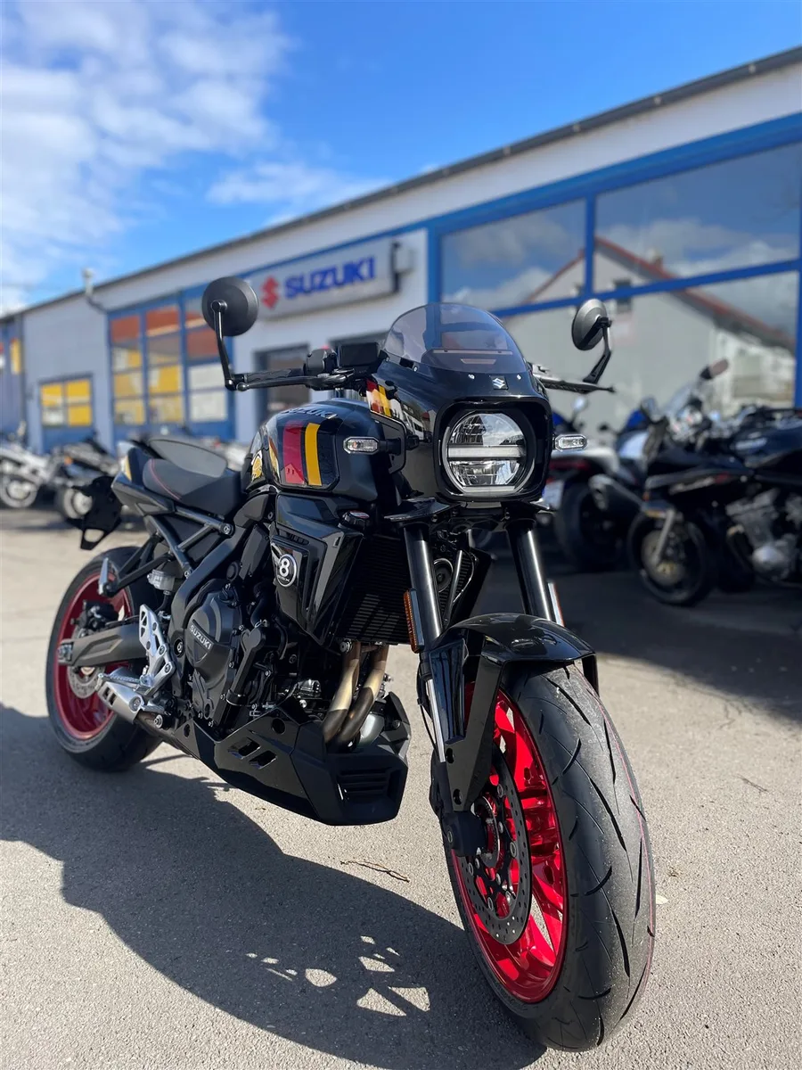 Suzuki GSX-8TT