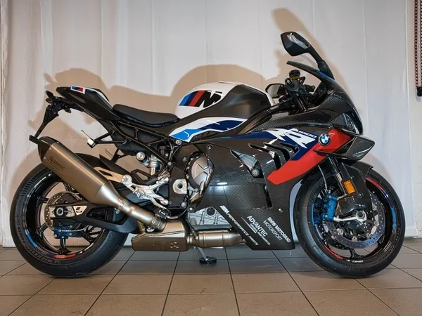 BMW M 1000 RR