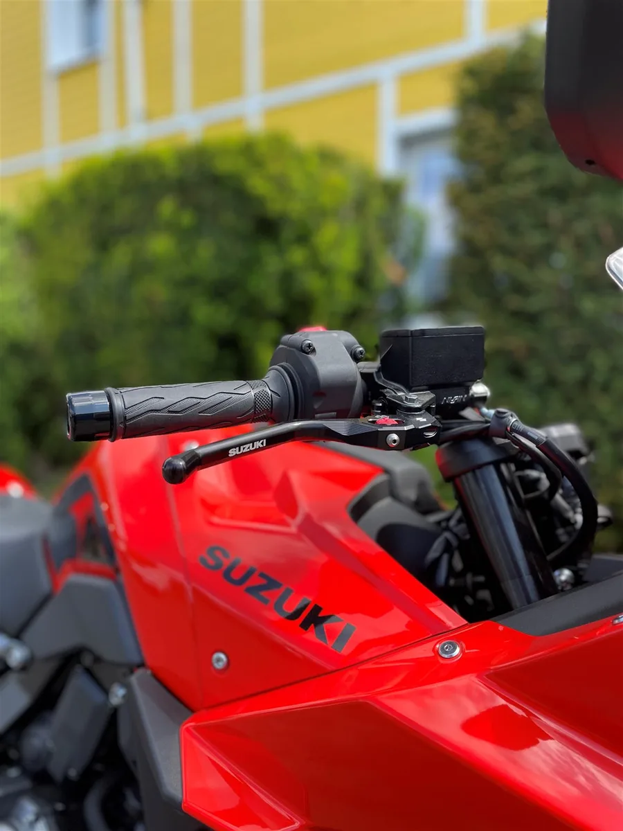 Suzuki GSX-8R Daidai-Iro Edition
