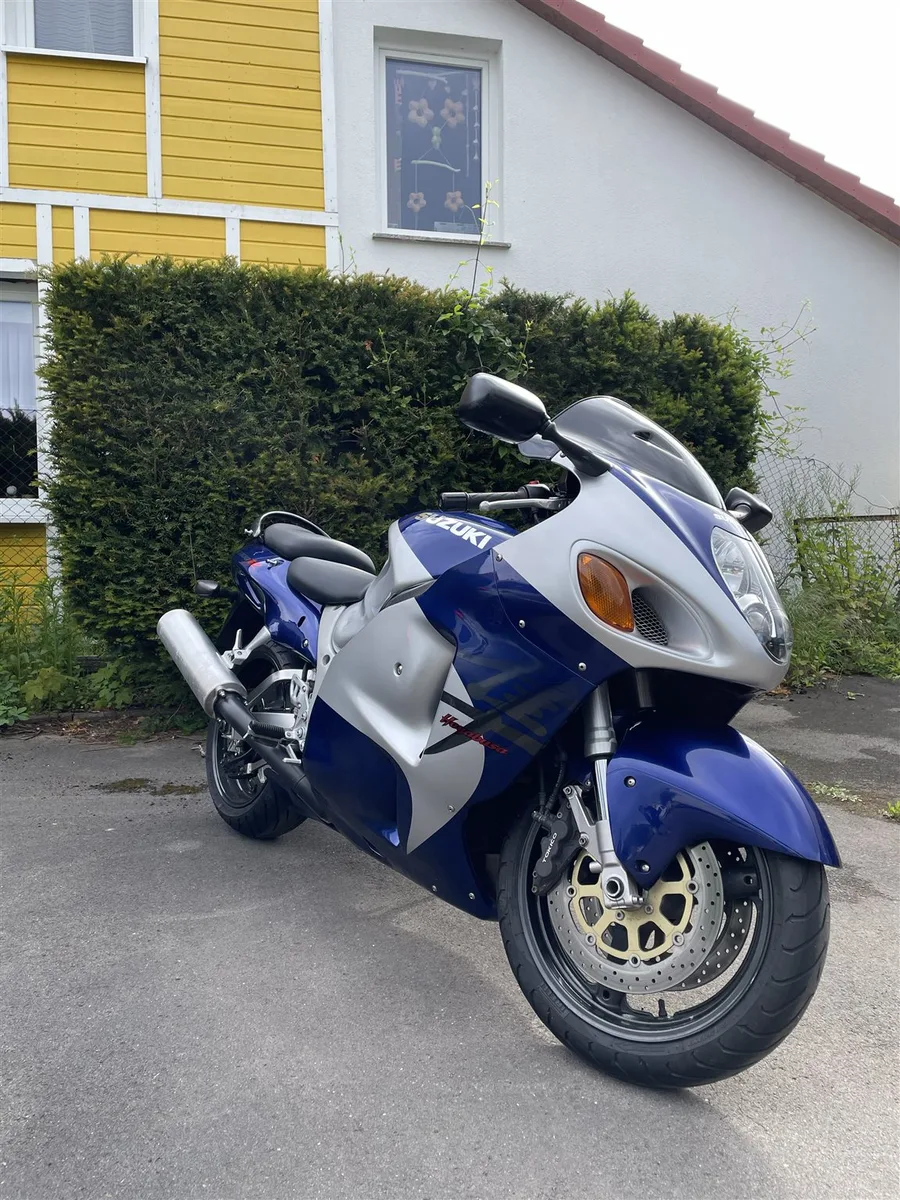 Suzuki GSX-1300RR Hayabusa
