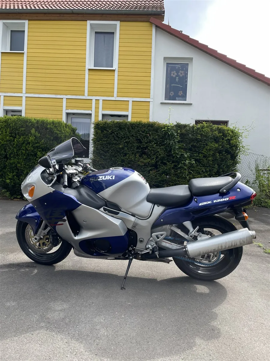 Suzuki GSX-1300RR Hayabusa
