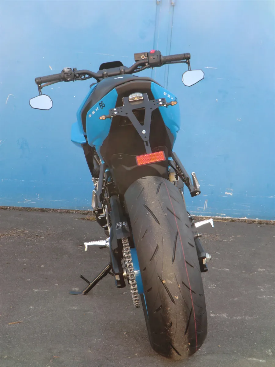 Suzuki GSX-8S