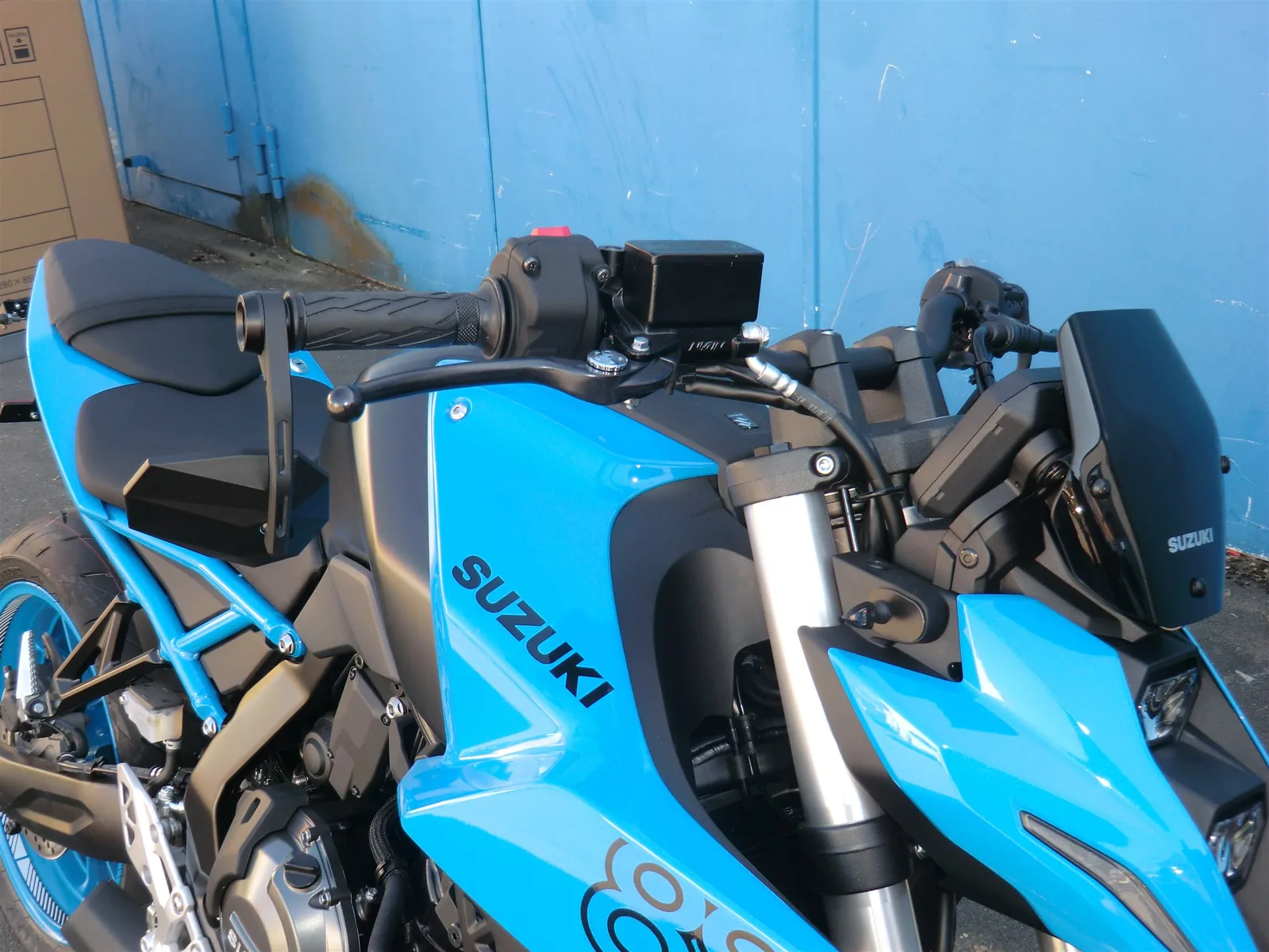Suzuki GSX-8S