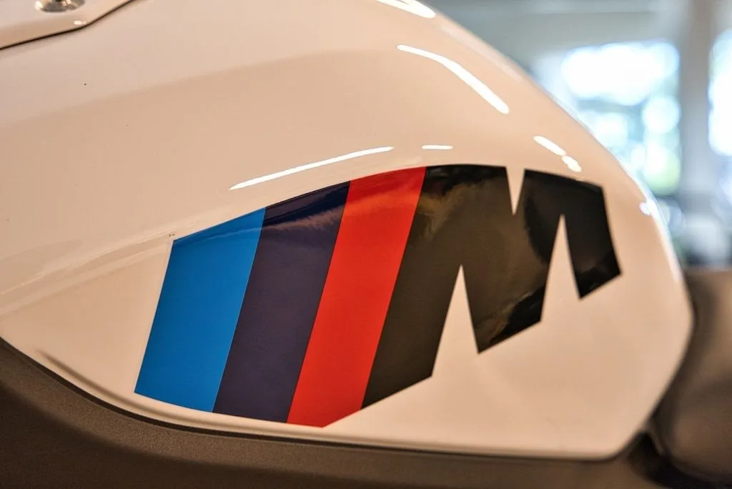 BMW M 1000 RR