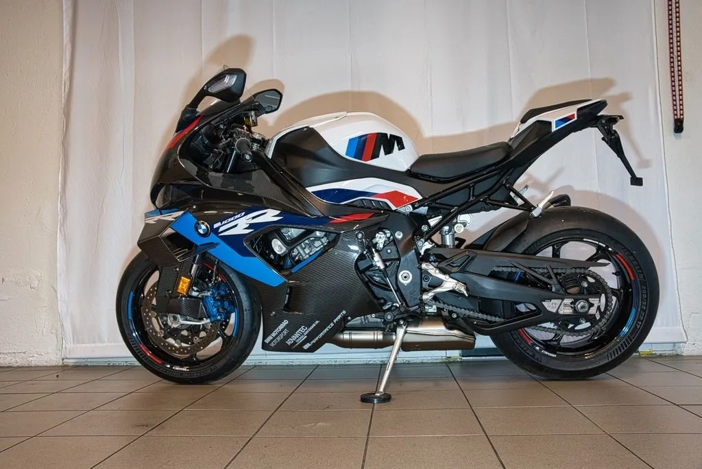 BMW M 1000 RR