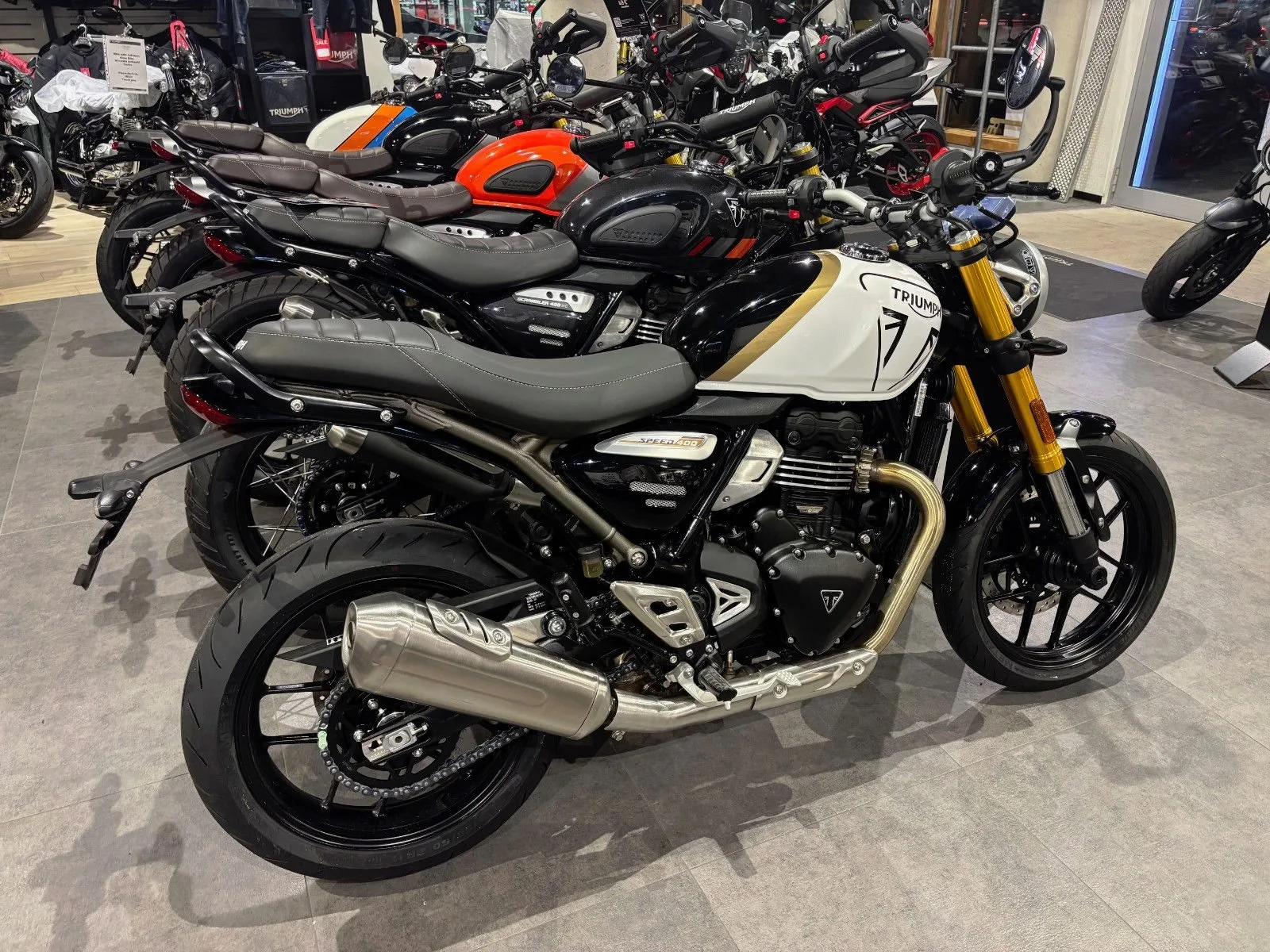 Triumph Speed 400