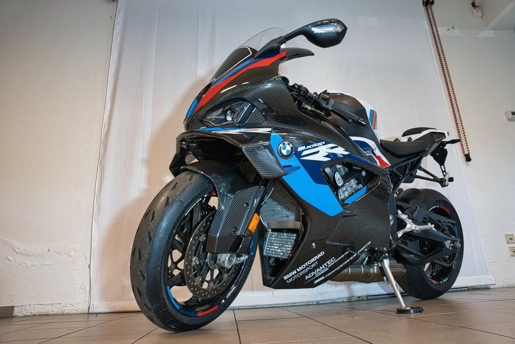 BMW M 1000 RR