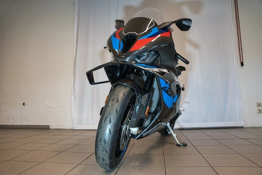 BMW M 1000 RR
