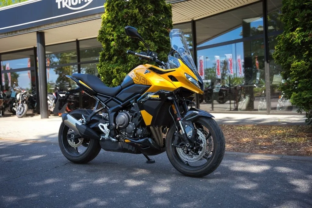 Triumph Tiger Sport 800