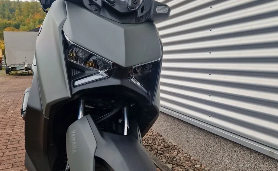 Yamaha XMAX 300
