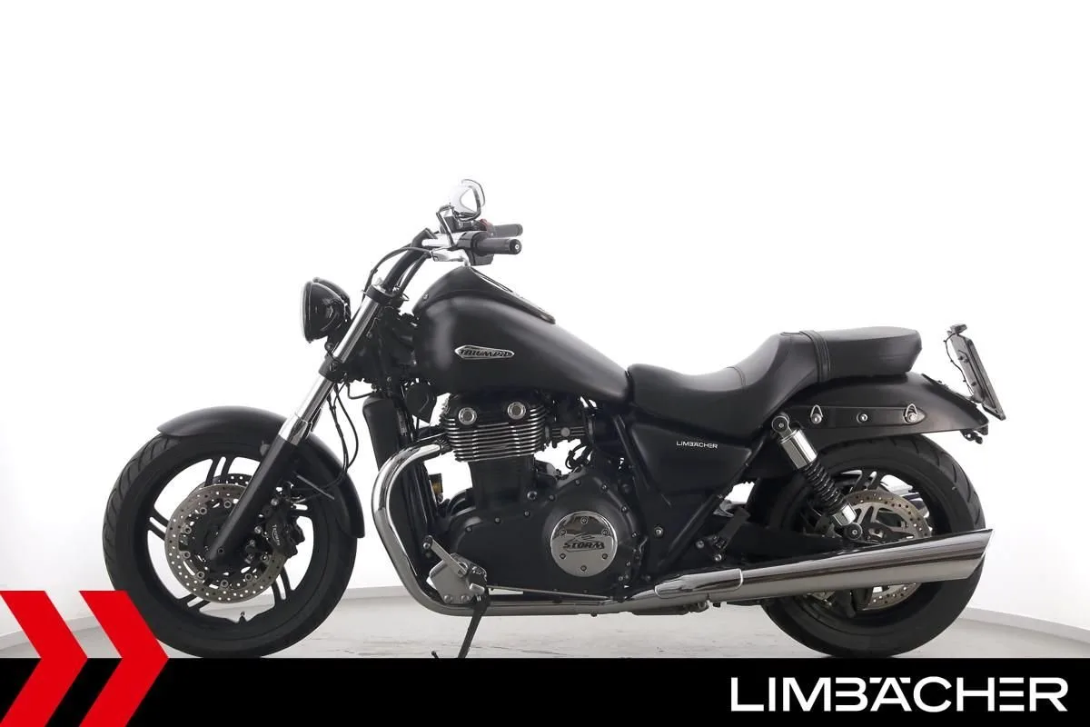Triumph Thunderbird Storm