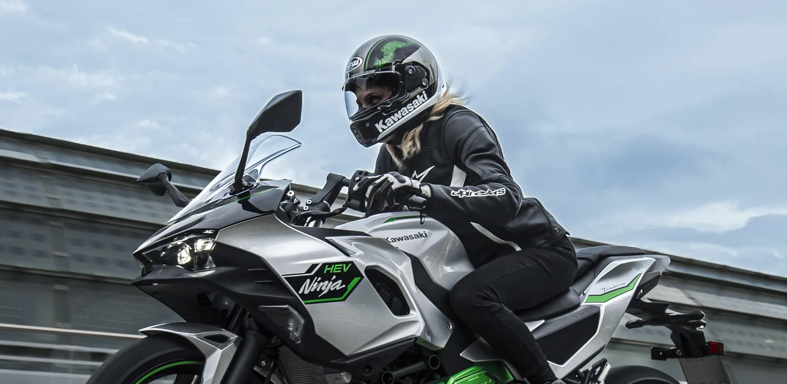 Kawasaki Ninja 7 Hybrid