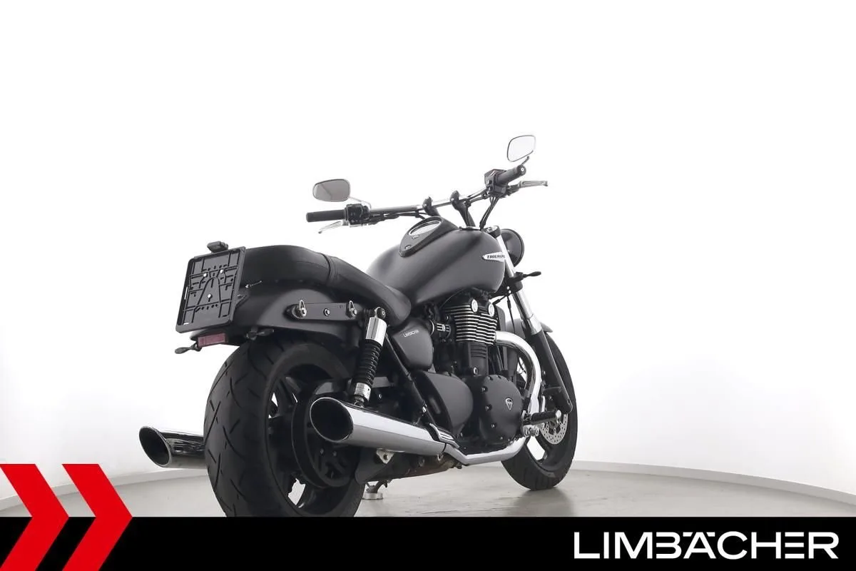 Triumph Thunderbird Storm