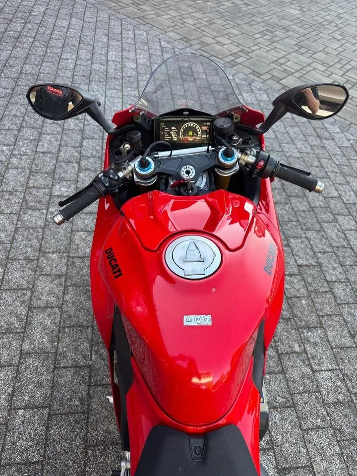 Ducati Panigale V4 S