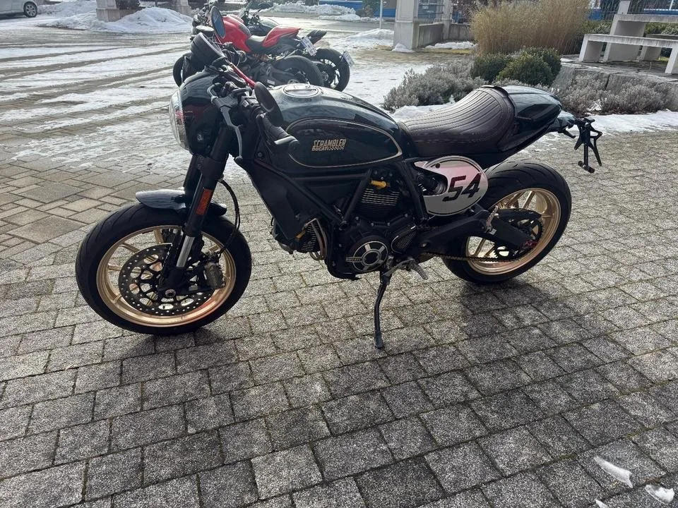 Ducati Scrambler Cafe Racer