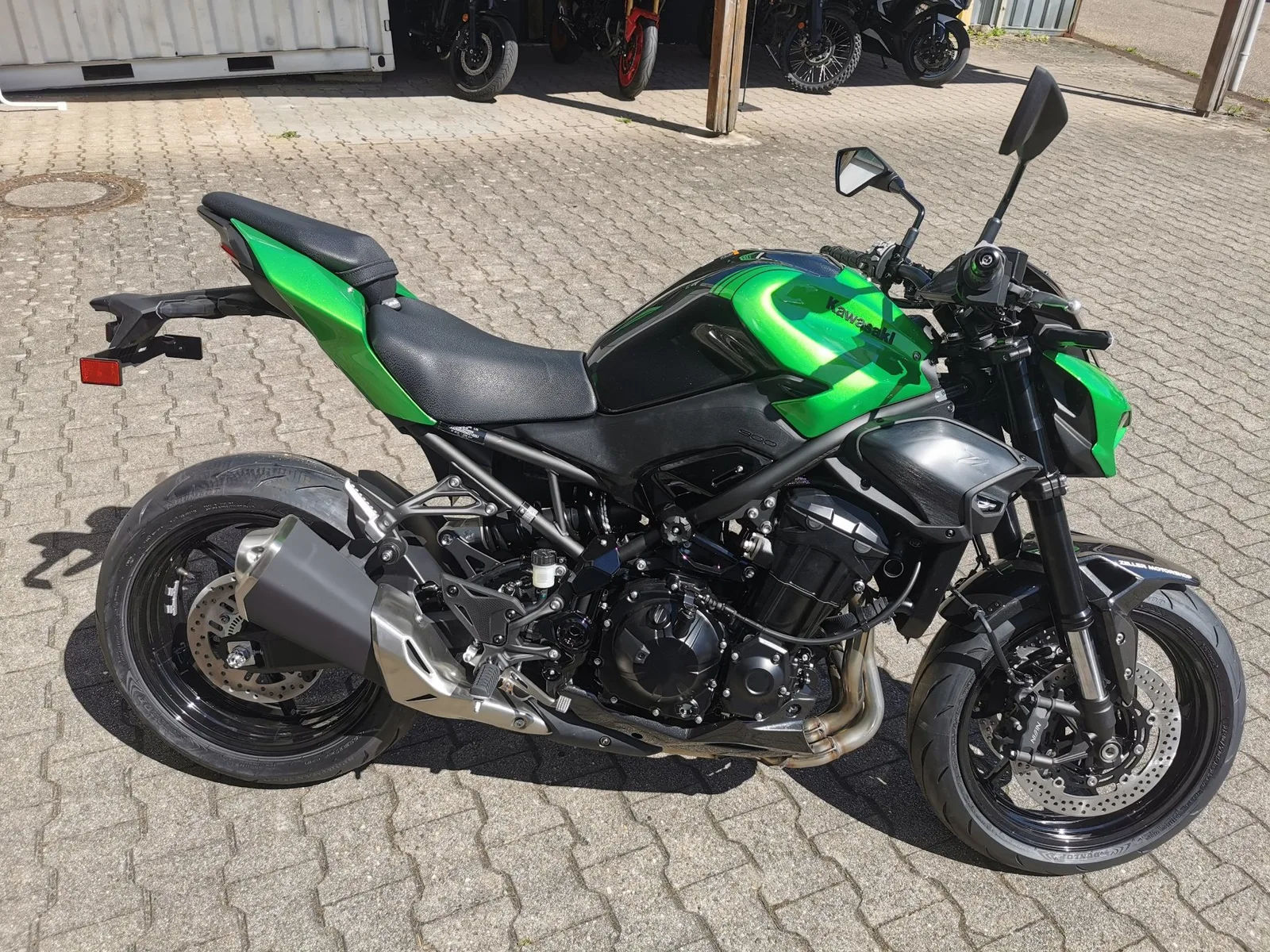 Kawasaki Z900 NEUFAHRZEUG 2026