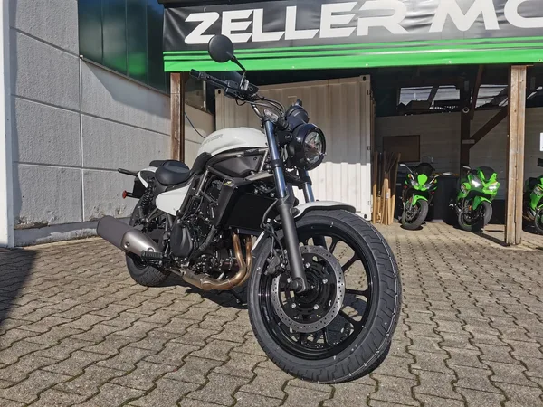 Kawasaki Eliminator 500 NEUFAHRZEUG 2025