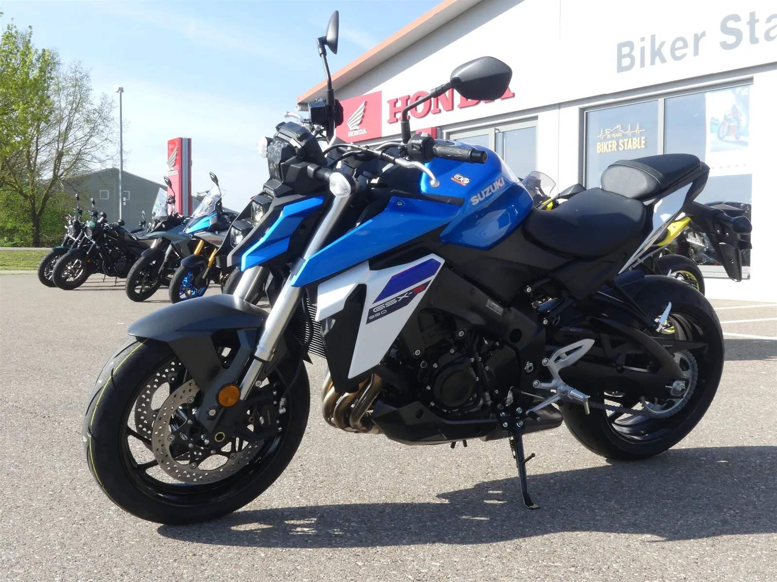 Suzuki GSX-S950 MJ 25 - Top Zustand - HU/AU Service Neu