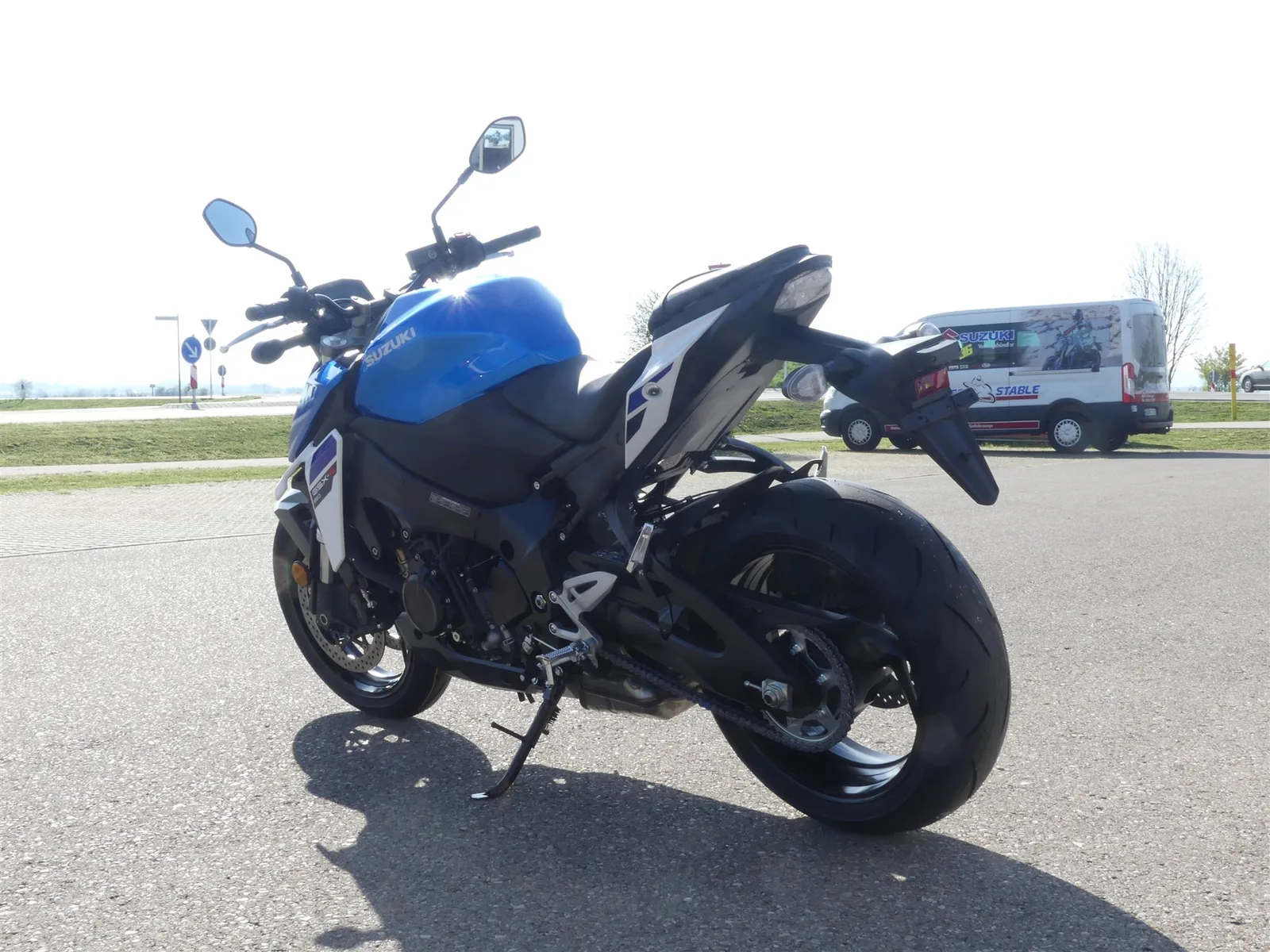 Suzuki GSX-S950 MJ 25 - Top Zustand - HU/AU Service Neu