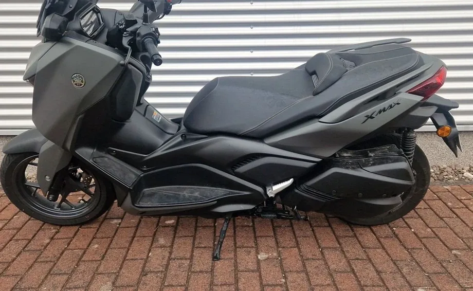 Yamaha XMAX 300