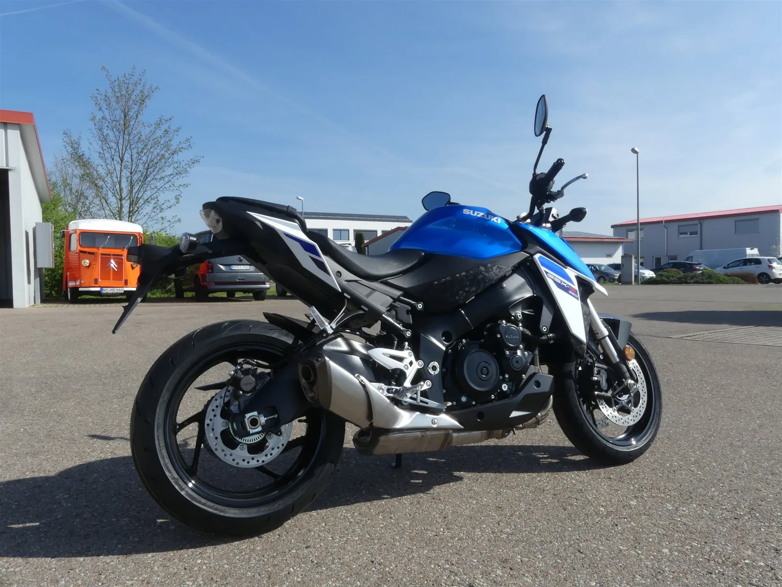 Suzuki GSX-S950 MJ 25 - Top Zustand - HU/AU Service Neu