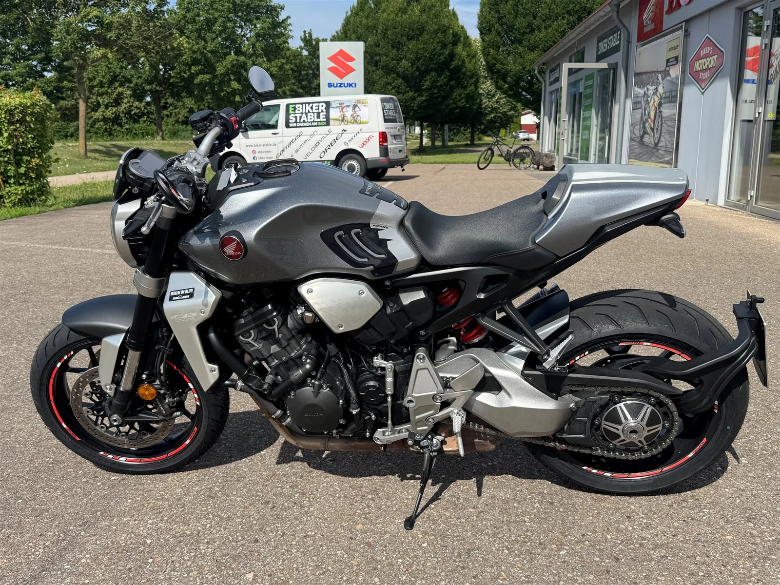 Honda CB1000R+ Kundendienst Neu, Top Zustand