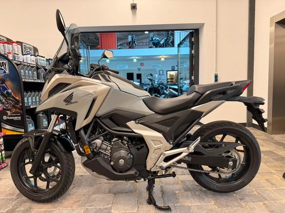 Honda NC750X DCT