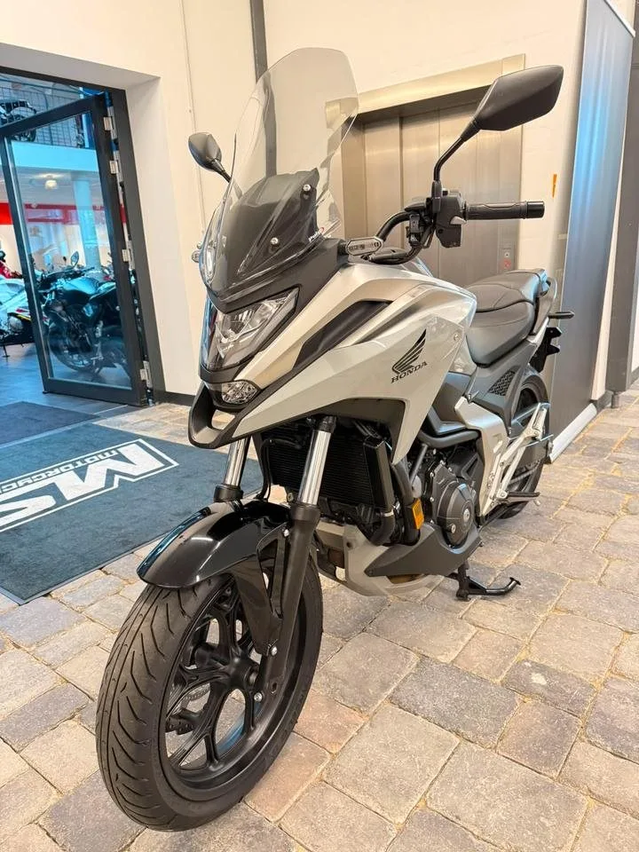 Honda NC750X DCT
