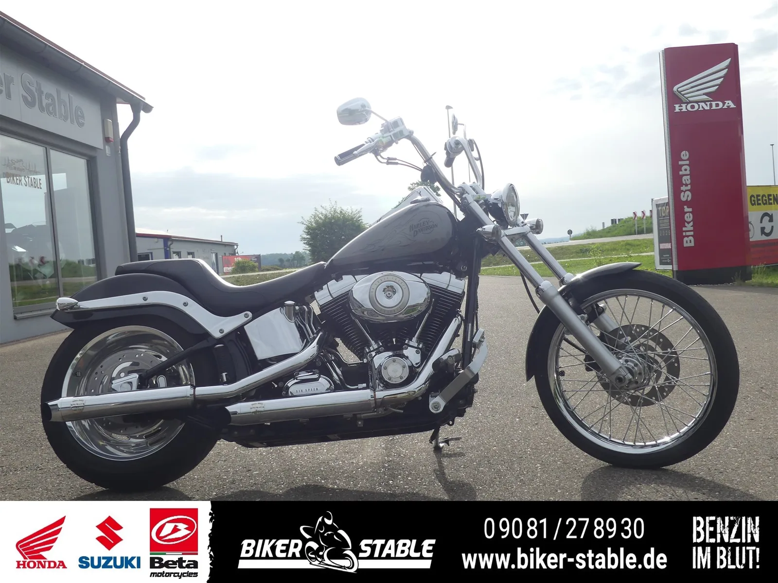 Harley-Davidson Softail Custom FXSTC Penzl Auspuff,Sonderlack,Zubehör
