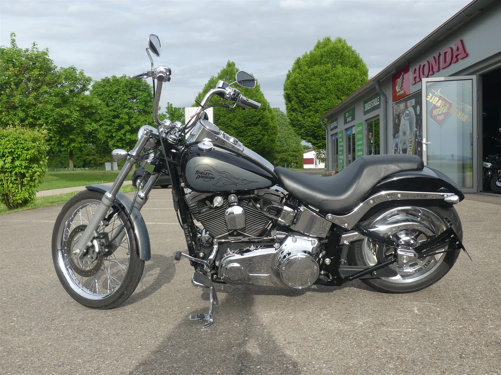 Harley-Davidson Softail Custom FXSTC Penzl Auspuff,Sonderlack,Zubehör
