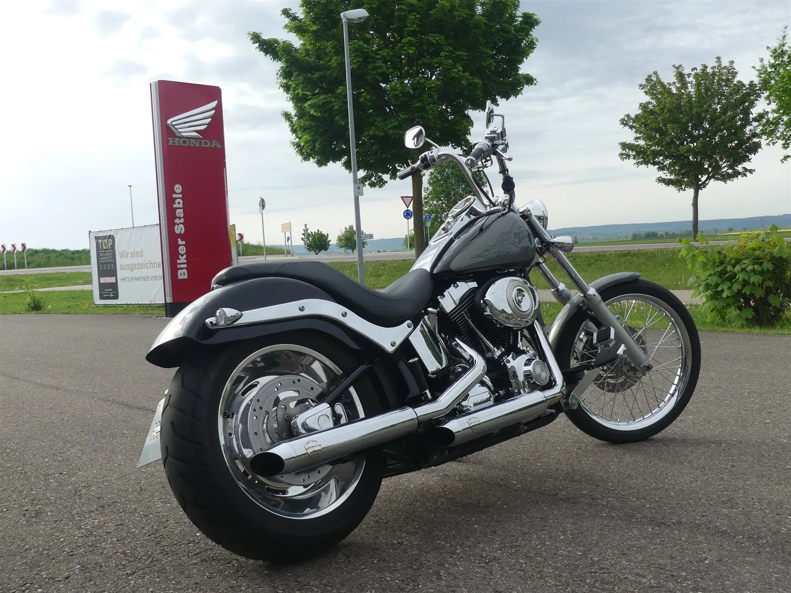 Harley-Davidson Softail Custom FXSTC Penzl Auspuff,Sonderlack,Zubehör