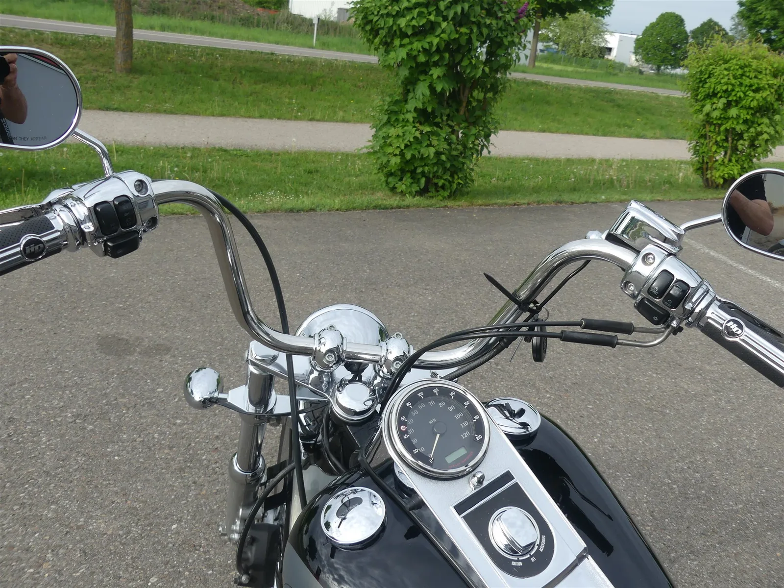 Harley-Davidson Softail Custom FXSTC Penzl Auspuff,Sonderlack,Zubehör