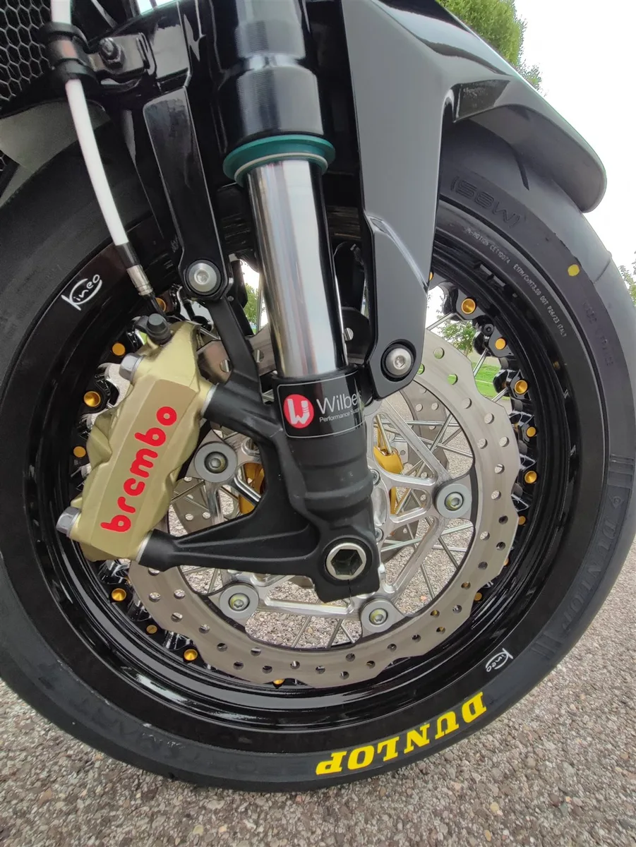 Honda CB750 Hornet WINNER BIKE - EINZELSTÜCK