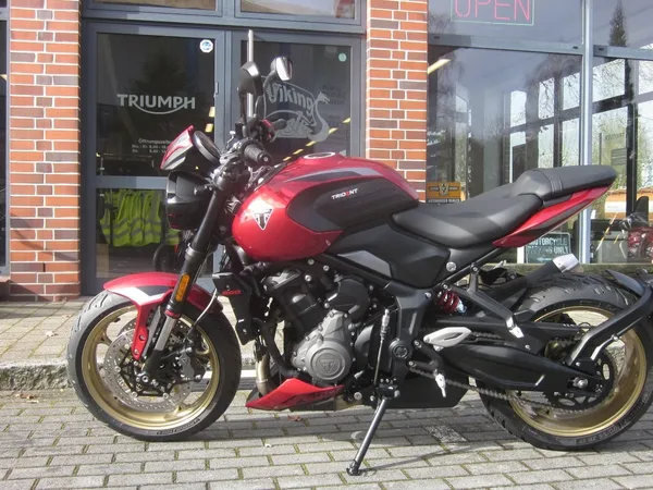 Triumph Trident 800
