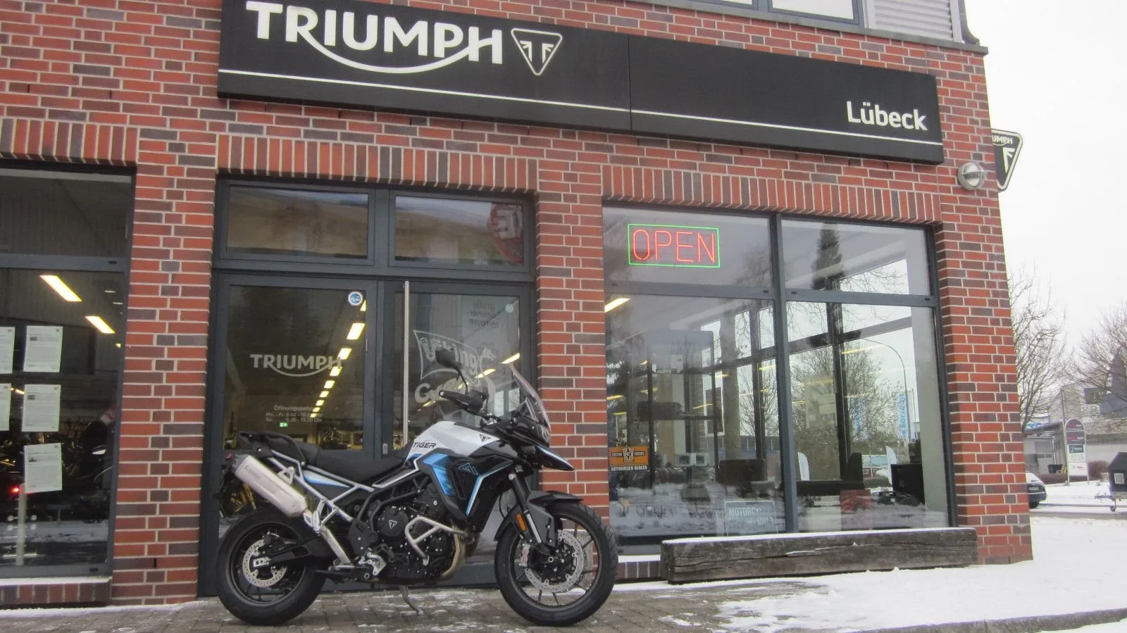 Triumph Tiger 900 Alpine Edition