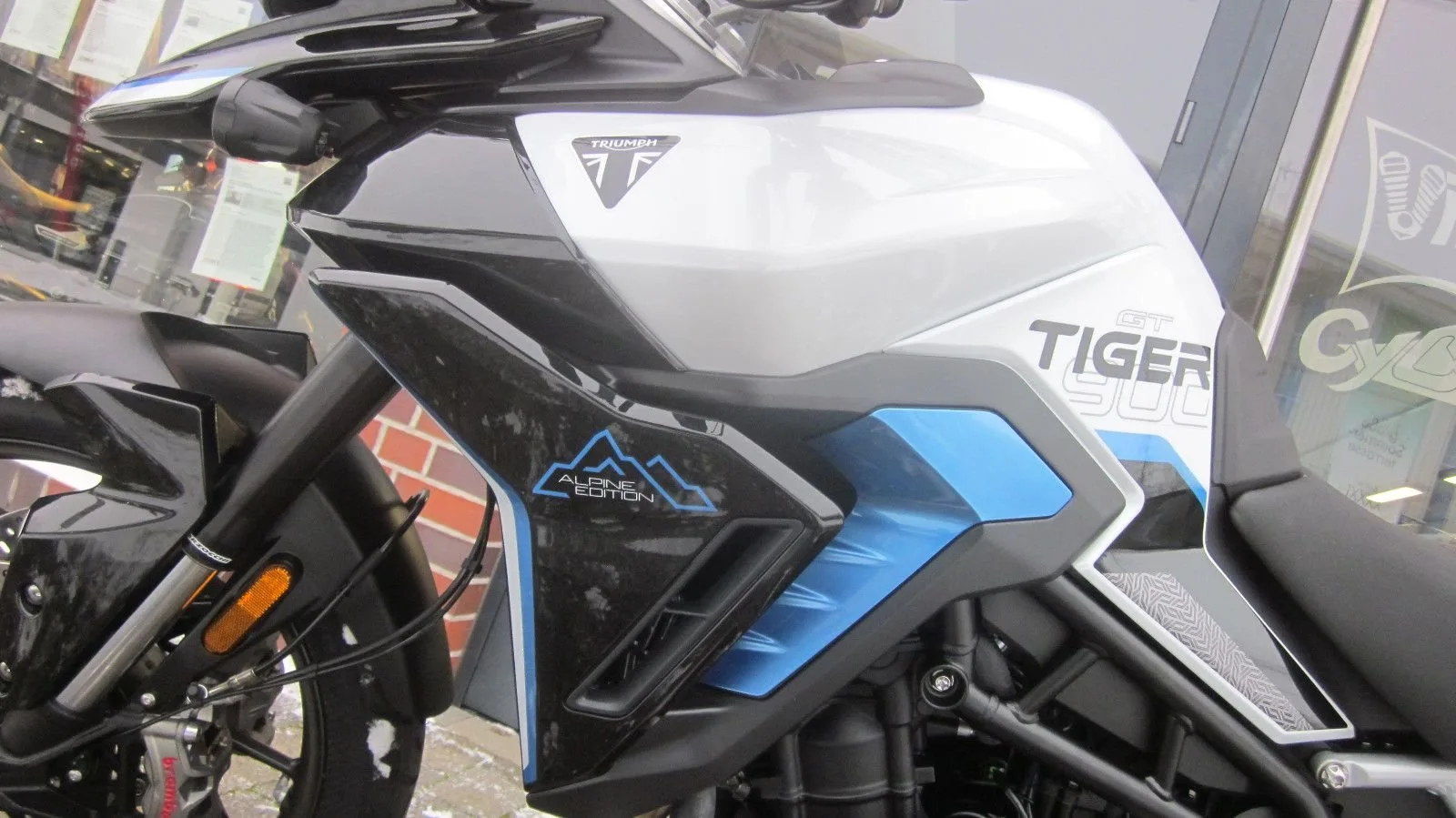 Triumph Tiger 900 Alpine Edition