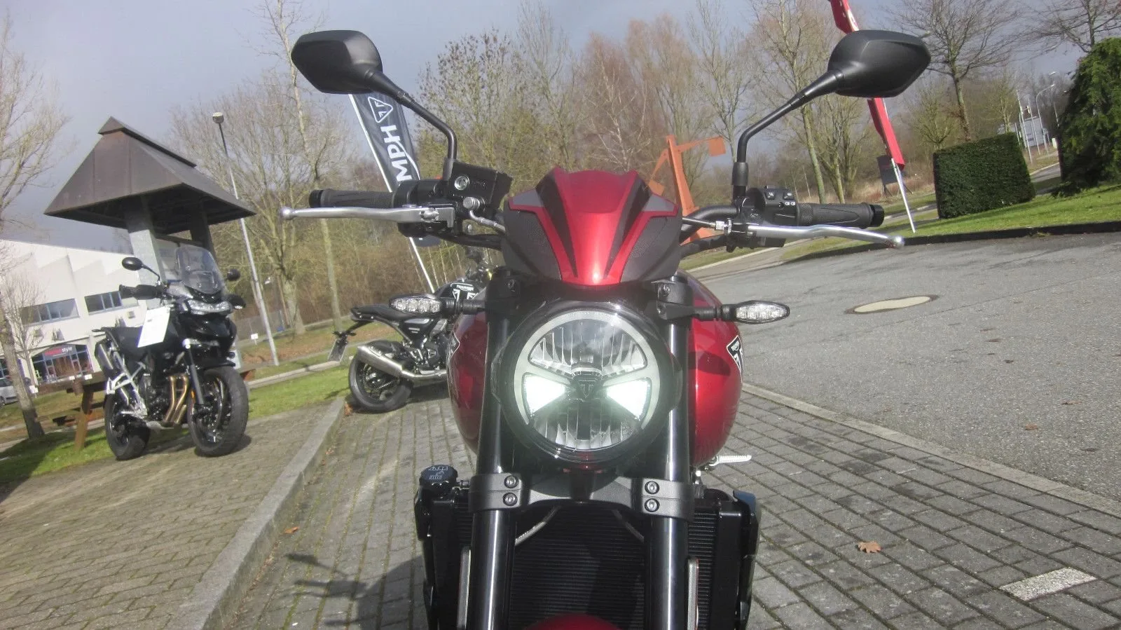 Triumph Trident 800