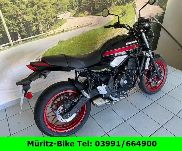 Kawasaki Z650 RS Vorführmotorrad