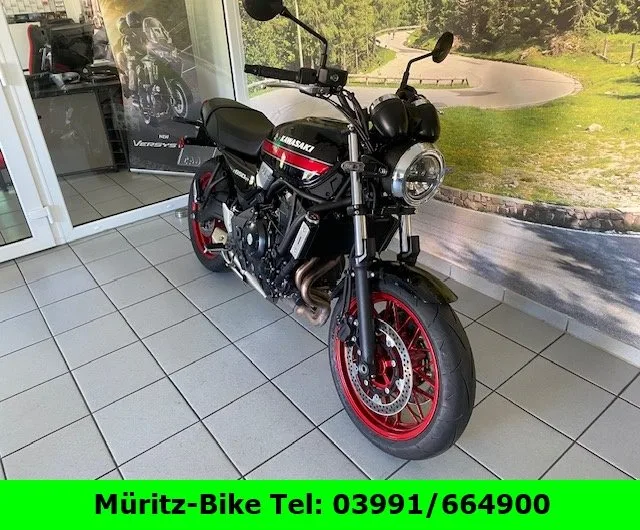 Kawasaki Z650 RS Vorführmotorrad